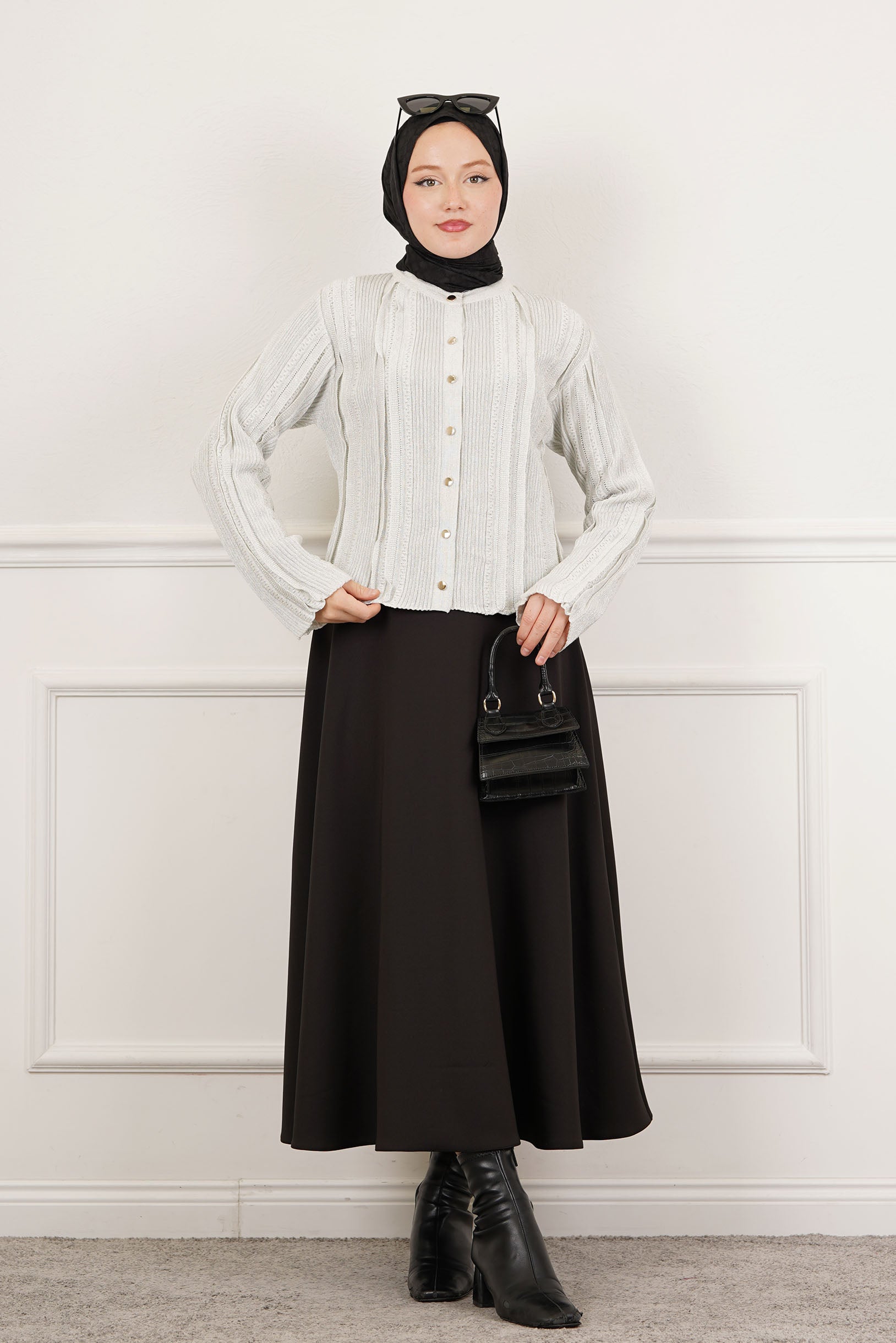 Simli Etek Üstü Hırka