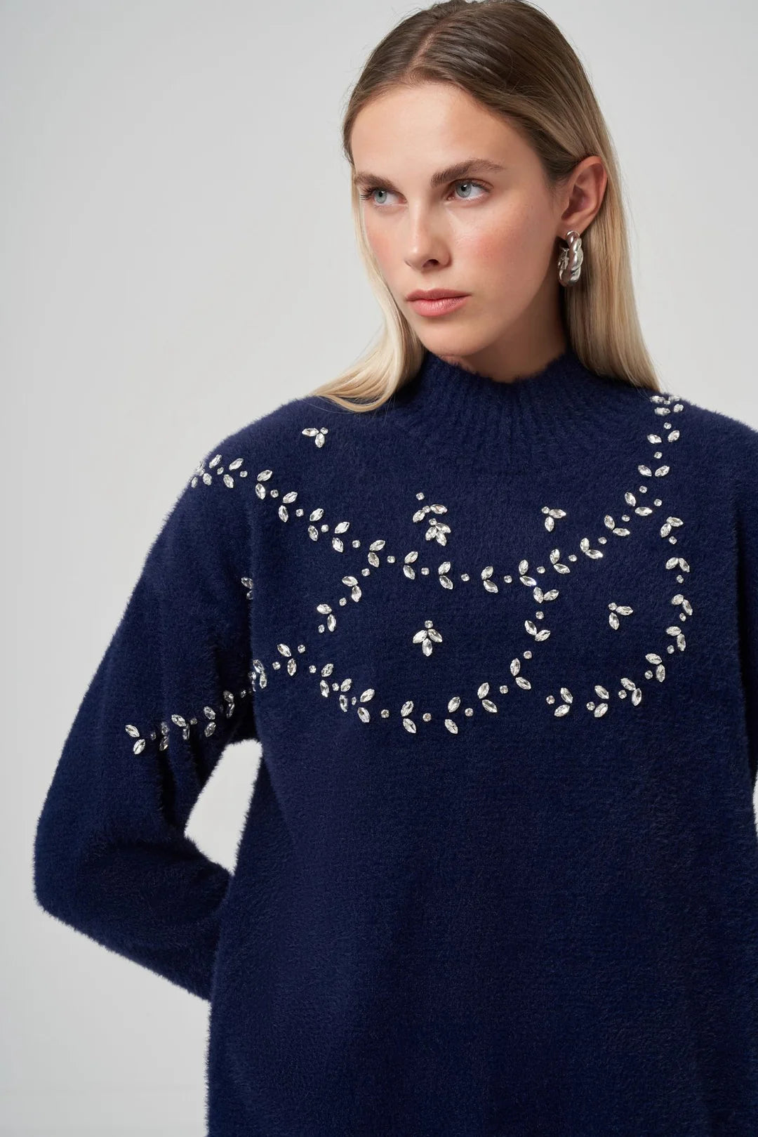 Nuss 7002 Ön Taş İşlemeli Angora