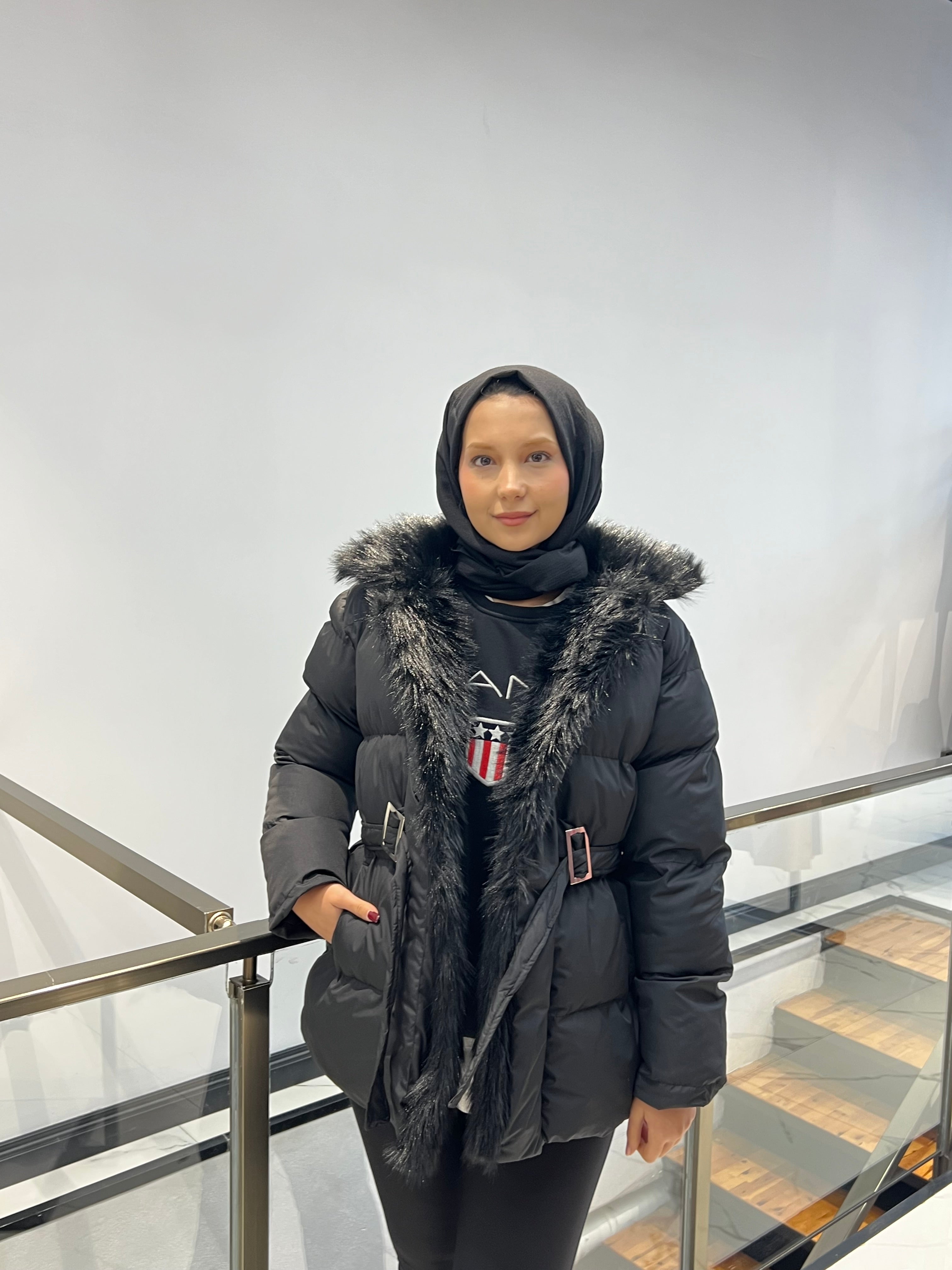 Kürk Detaylı Şişme Mont