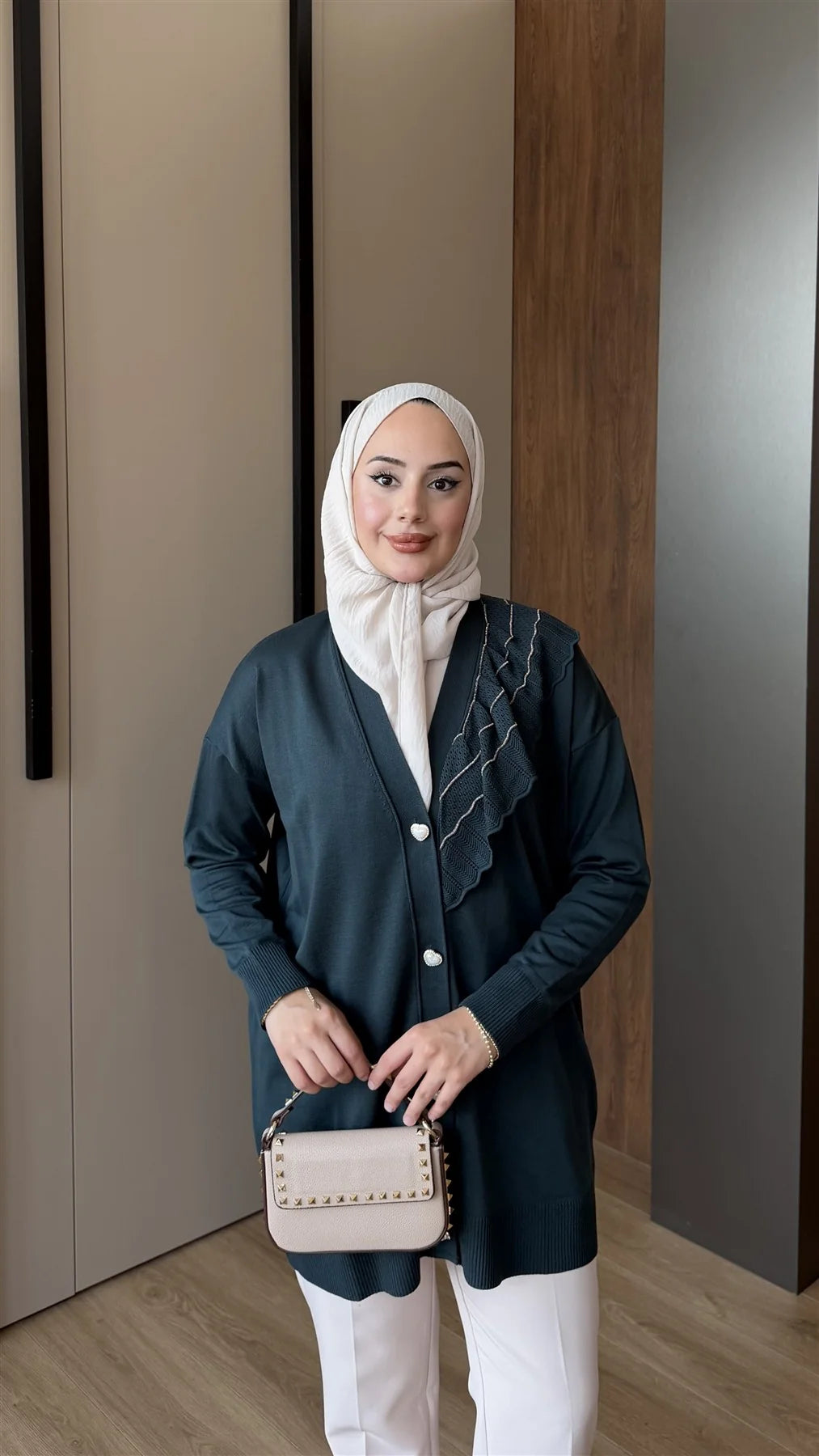 Kalp Düğmeli Merserize Hırka