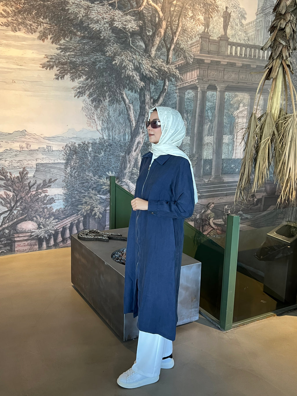 Fermuarlı Yakalı Ara Boy Kap