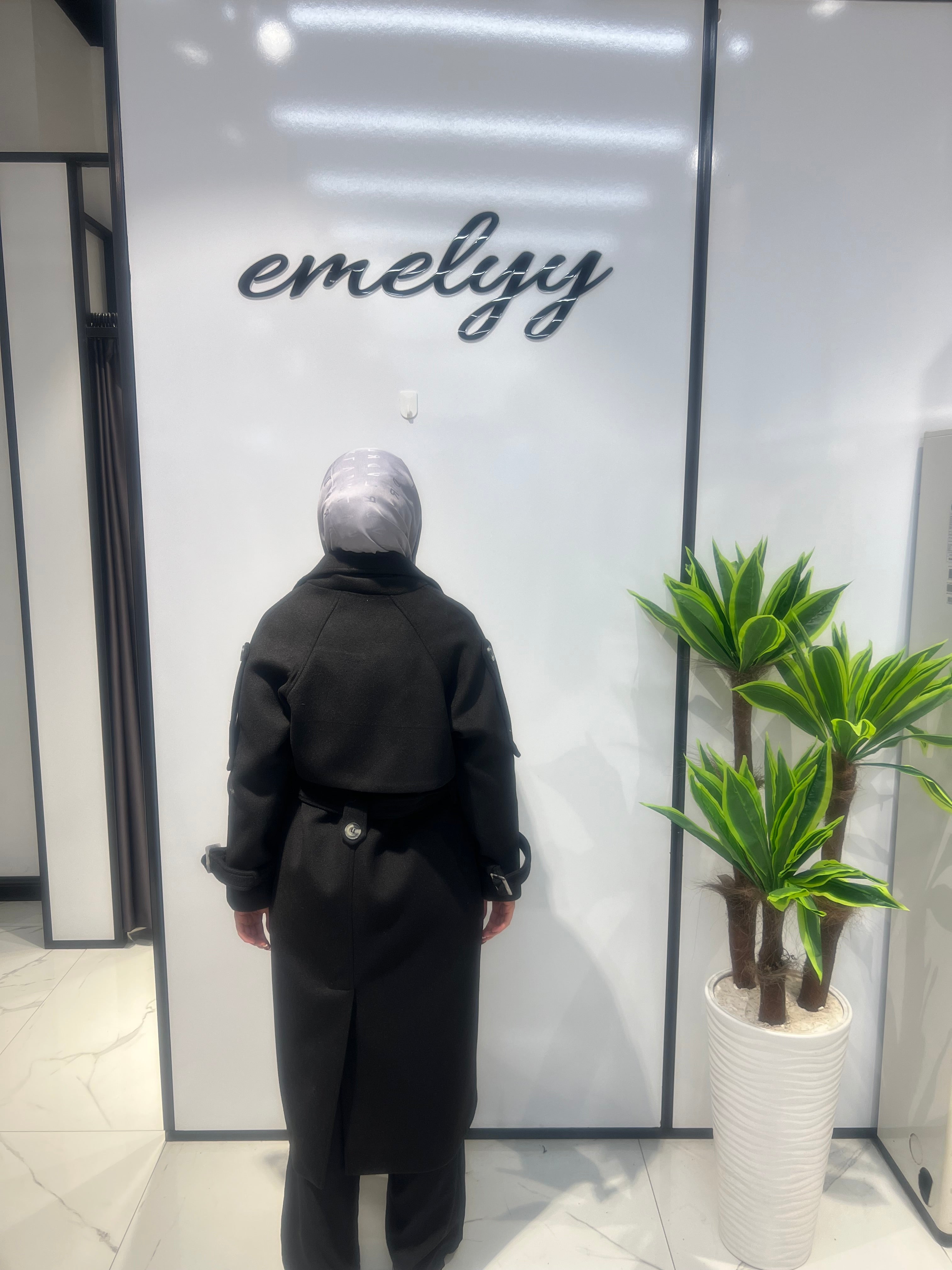 Kaşmir Kaban Apolet Ve Pelerin Detaylı