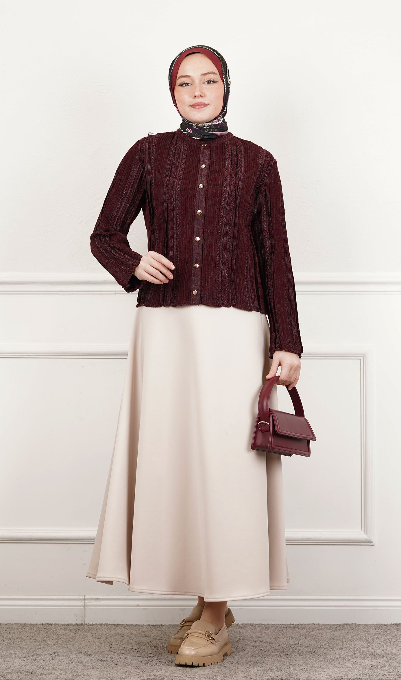 Simli Etek Üstü Hırka