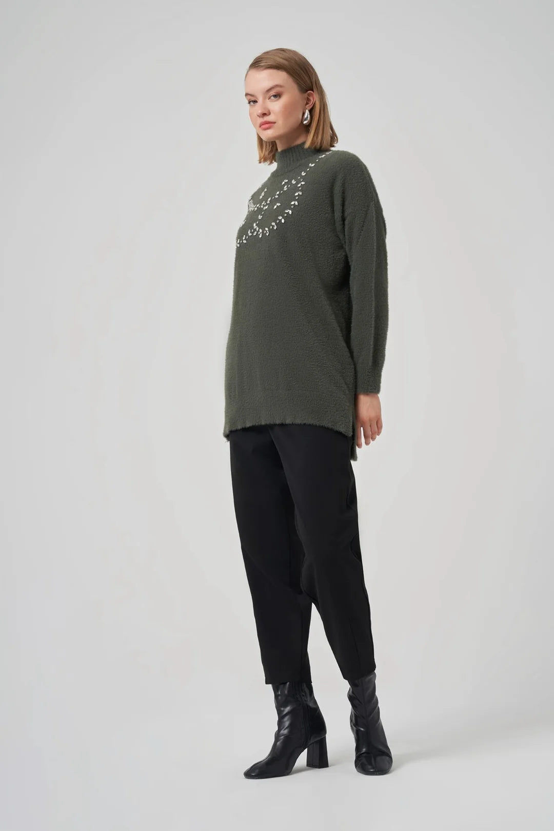 Nuss 7002 Ön Taş İşlemeli Angora