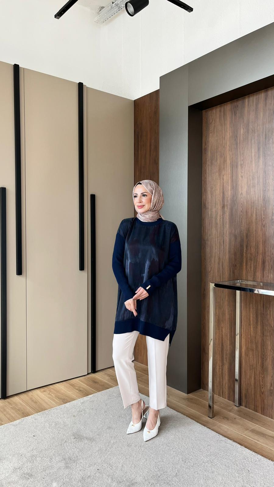 Triko Kollu Desenli Tunik