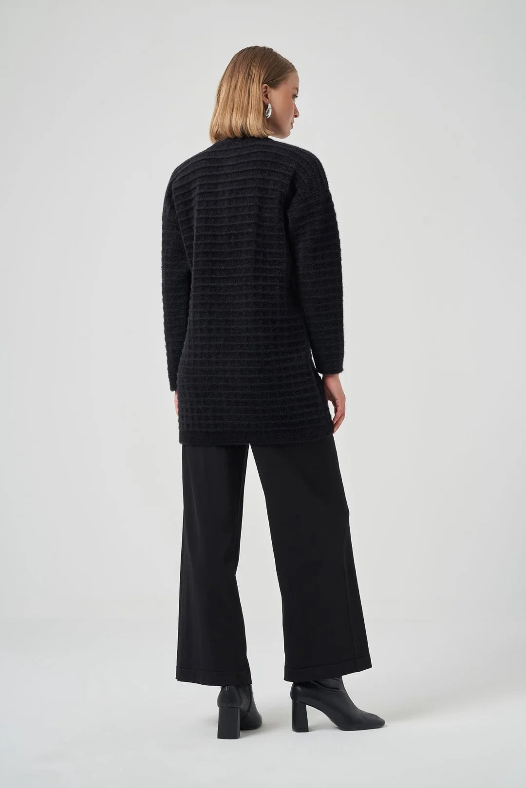 Nuss 7010 Serpme Taş İşlemeli Hırka