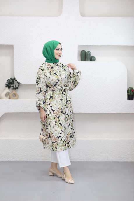 Çiçek Detaylı Tunik