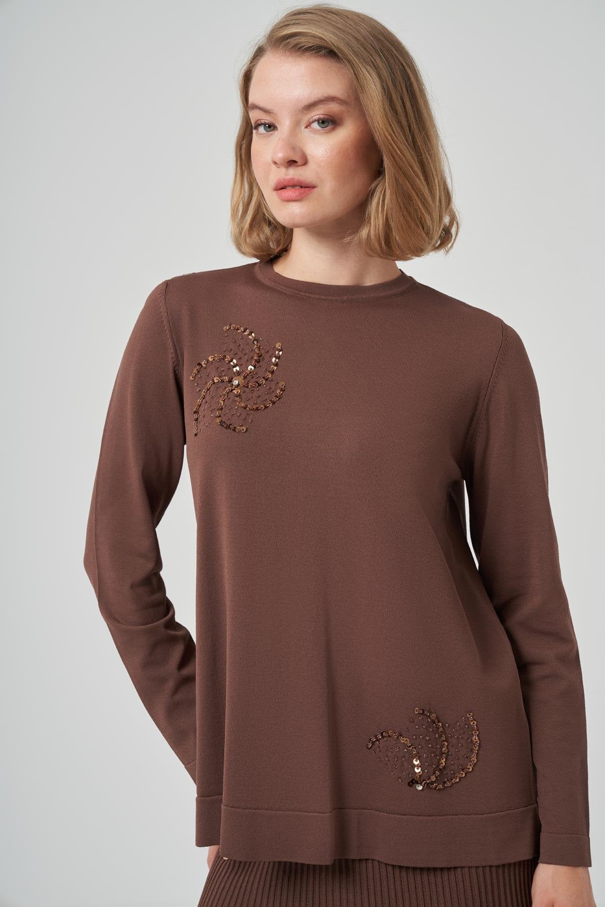 Çiçek İşlemeli Nuss Merserize Takım