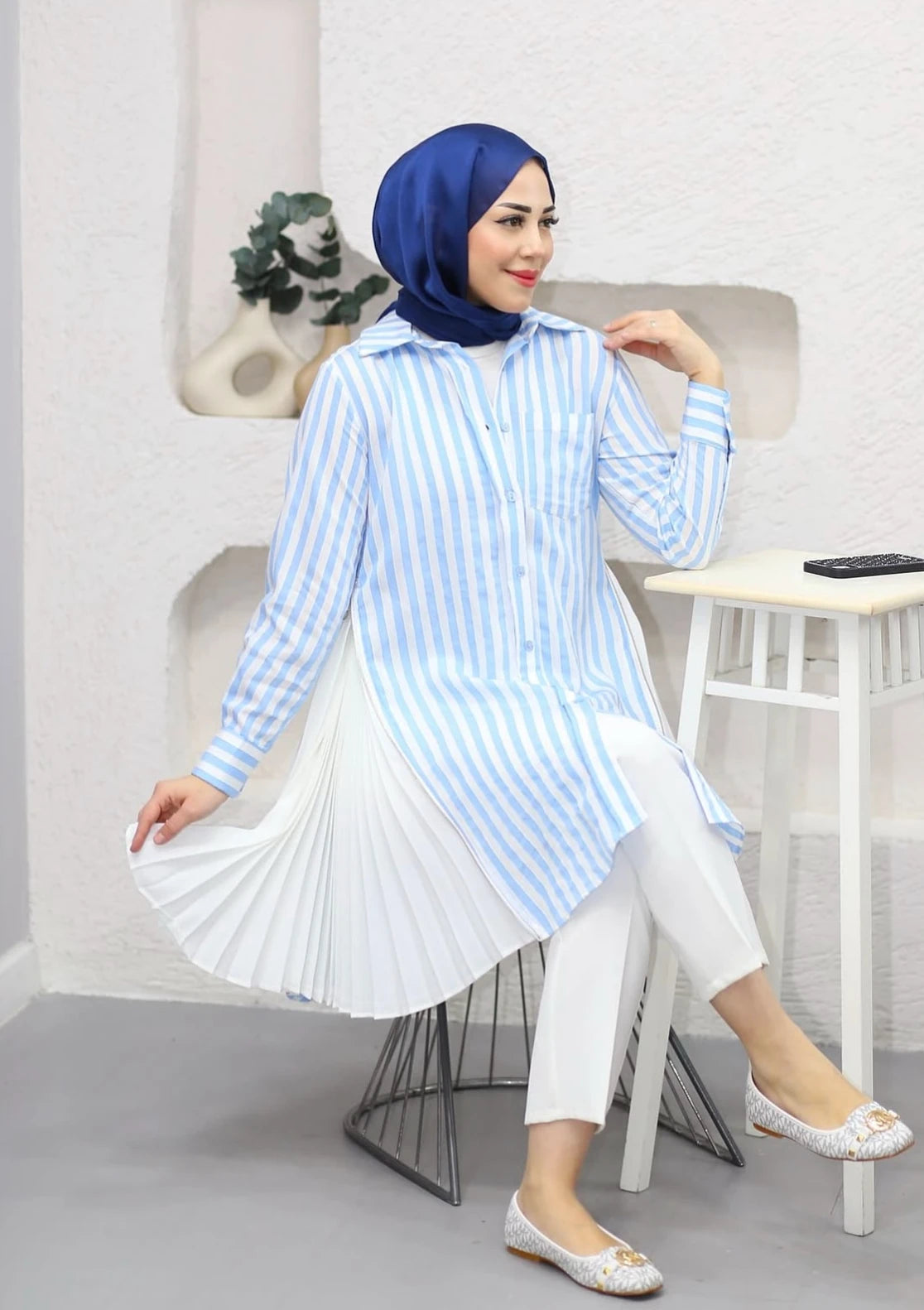 Yanları Fermuar ve Pilise Detaylı Çizgili Tunik