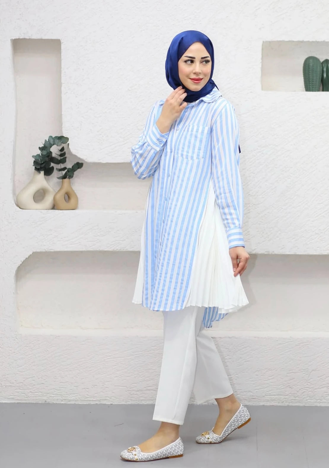 Yanları Fermuar ve Pilise Detaylı Çizgili Tunik