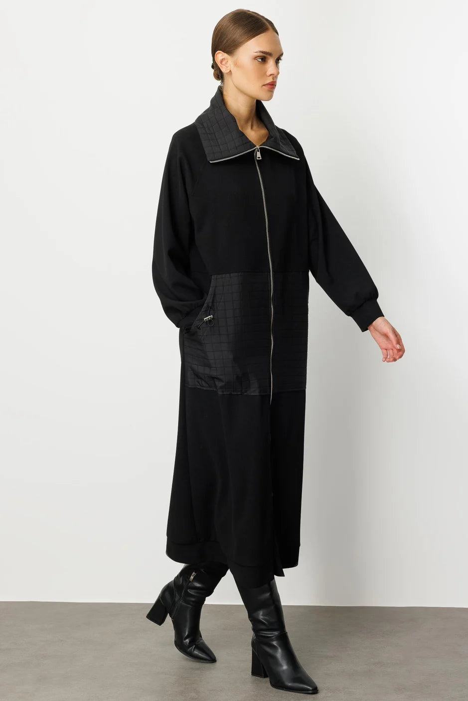 Micca Kare Jakar Kapitone ve Krep Doku Mix Astarlı Mevsimlik Spor Trench Kap