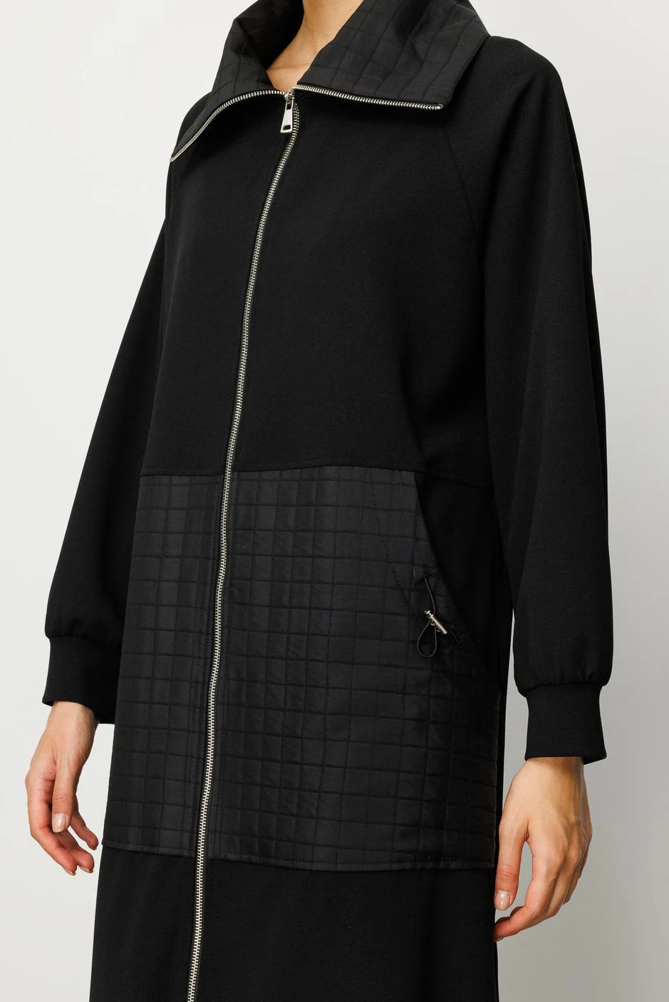 Micca Kare Jakar Kapitone ve Krep Doku Mix Astarlı Mevsimlik Spor Trench Kap